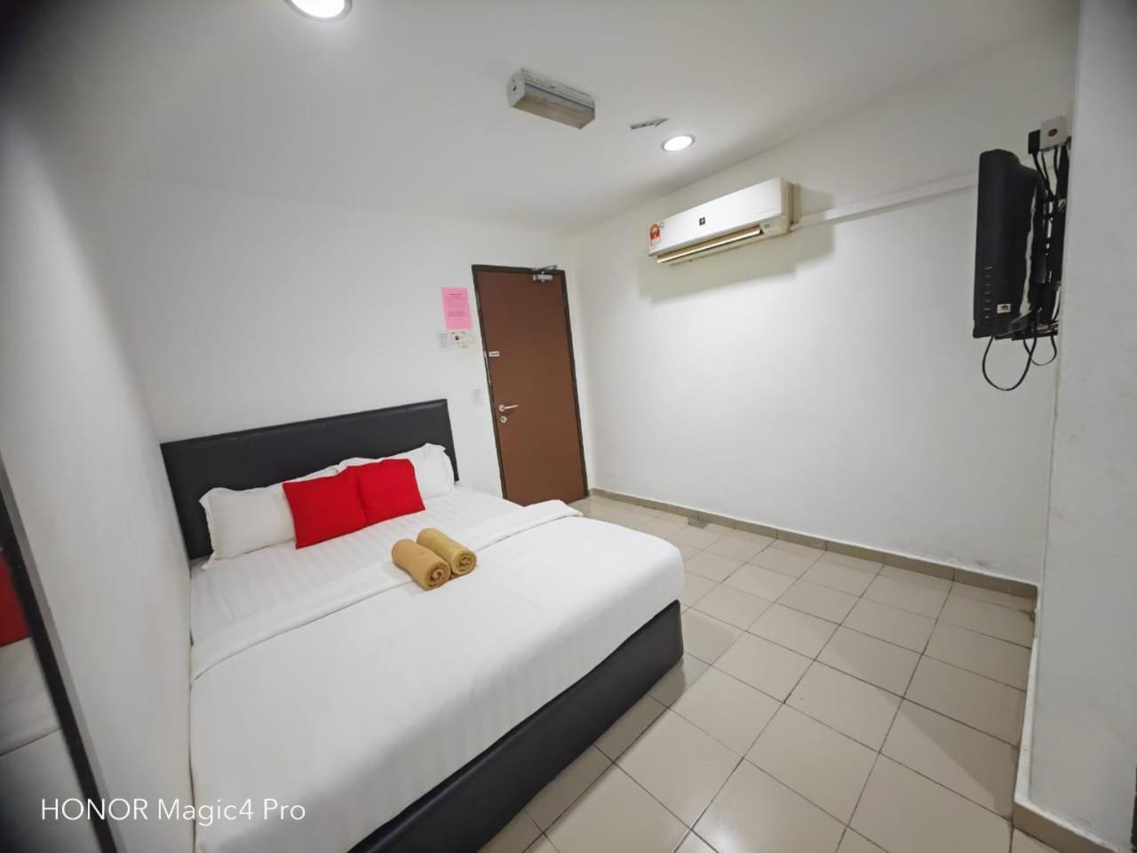 Melawati Ria Hotel Kuala Selangor Buitenkant foto