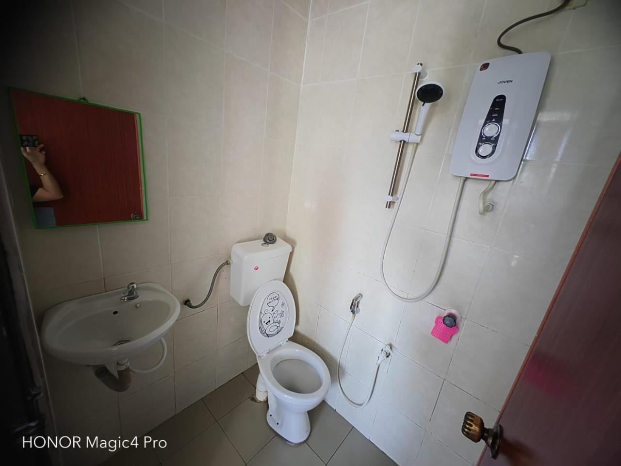 Melawati Ria Hotel Kuala Selangor Buitenkant foto